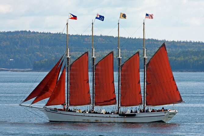 1.5 to 2-Hr Windjammer Sailing Trip in Maine w/ Licensed Captain - What the captain and crew add