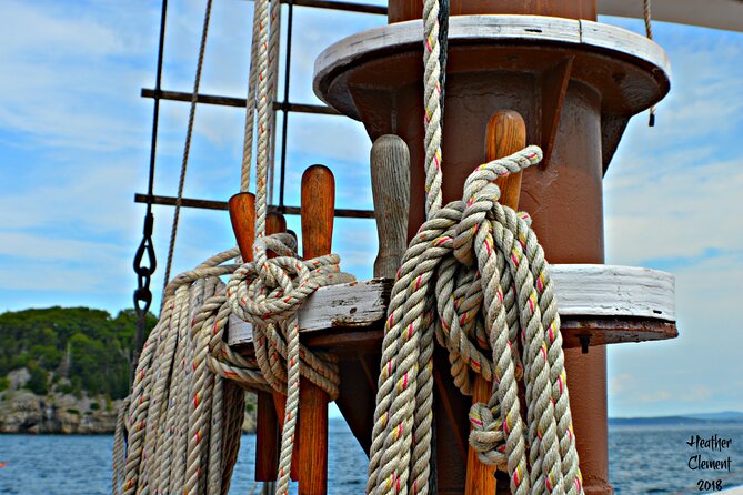 1.5 to 2-Hr Windjammer Sailing Trip in Maine w/ Licensed Captain - Sunset sailing and late-season conditions