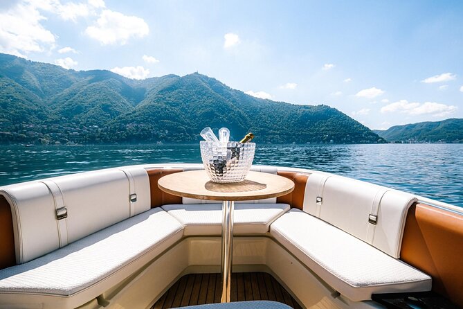 1H Luxury Cruise Como Lake Tender Yacht Invictus 9 Pax - Blevio and the return to Como