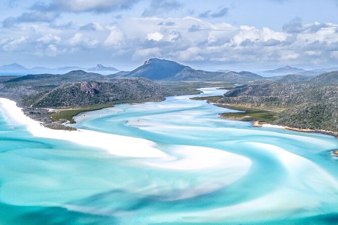 2 Day & 2 Night Whitsundays Sailing Adventure on Broomstick - Food, dietary needs, and life aboard