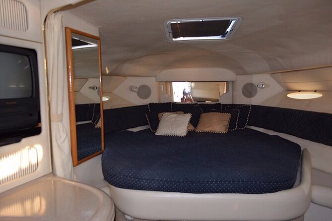 2-hour Private Sunset Cruise on a luxury yacht in Cancun Bay 25P18 - Is $440 a fair price for a private yacht?