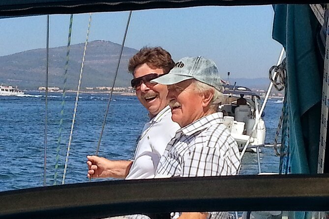 2-hour sunset tour by sailboat with aperitif. - Aperitif, local wine, and what you actually receive