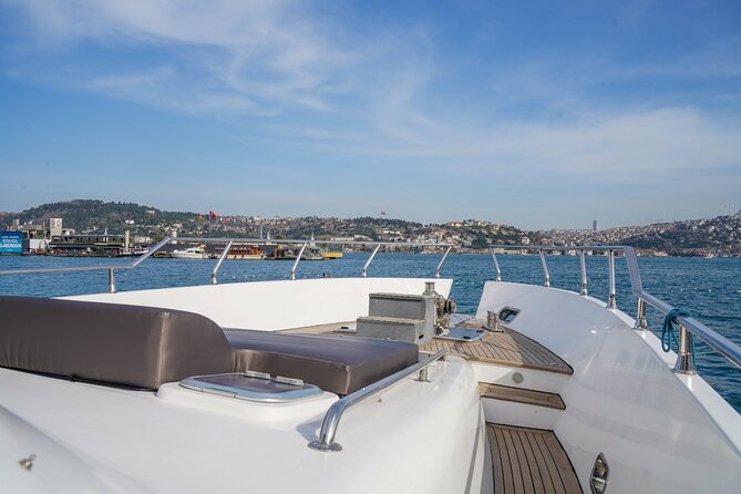 2 Hours Luxury Private Yacht Cruise on the Bosphorus - Rumeli Fortress at the narrowest point