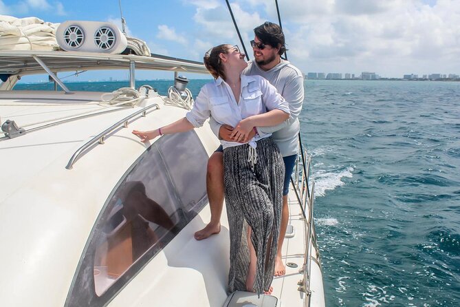 2 in 1 Catamaran to Isla Mujeres Tour from Cancun with Open Bar - Who will enjoy this tour most