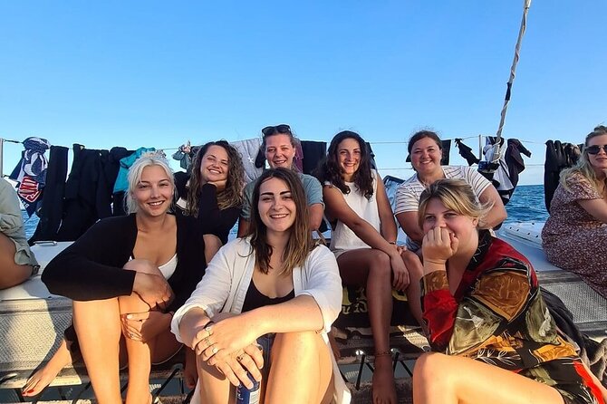 2-Night Whitsunday Islands Sailing Adventure on Trimaran Avatar - Cost, group size, and practical logistics