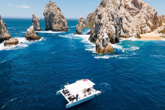 3 hour Snorkeling and Catamaran in Cabo San Lucas - Drinks, music, and the optional meal
