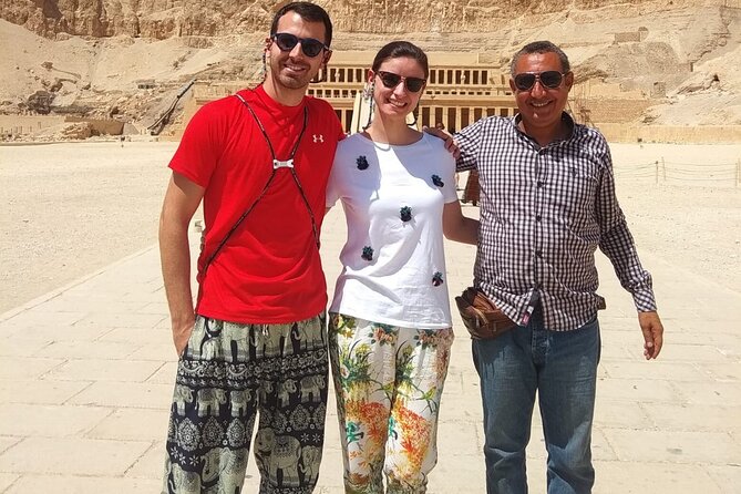 4-Days Nile Cruise sails Aswan to Luxor &Abu Simbel. Air Balloon - Guides, transport, and group size
