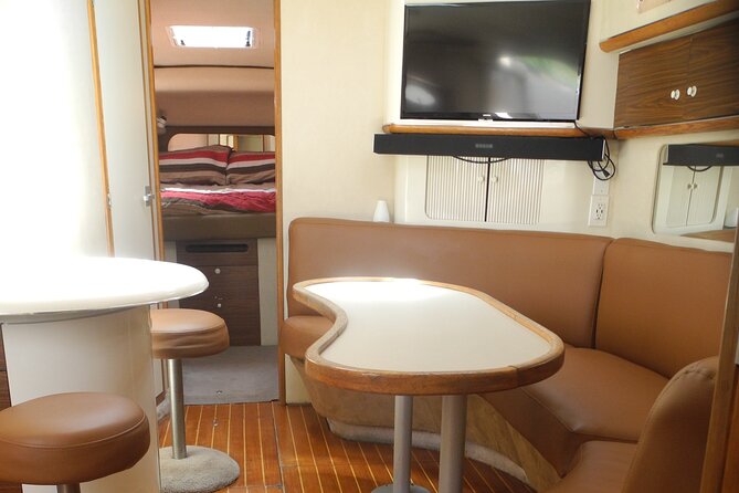 4 hours - Private 48ft Yacht all inclusive in Tulum and Playa del Carmen - Who will enjoy this yacht day most