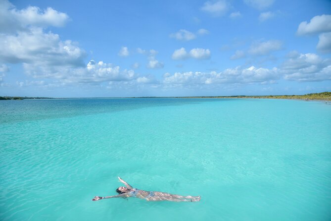 6hrs of Sailing in Bacalar Lagoon: discover Cenotes, Islands and Stromatolites. - Comfort, fitness, and weather considerations