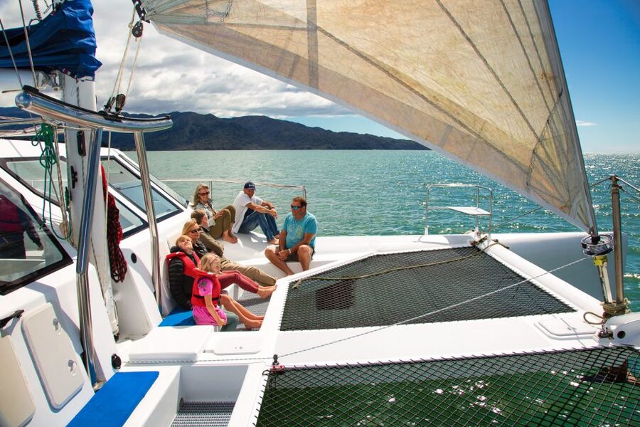 Abel Tasman National Park: Day Sailing Adventure with Lunch - Anchorage Beach gives the day breathing room