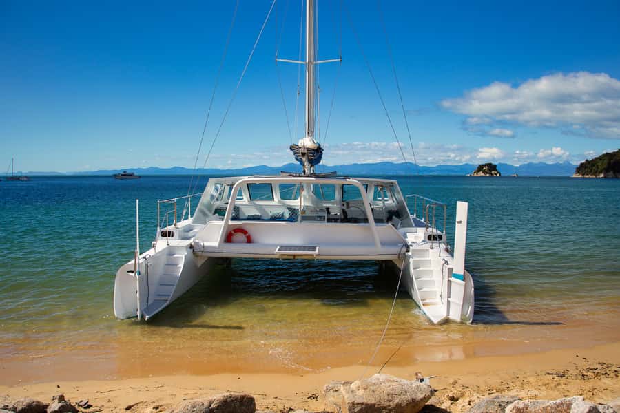 Abel Tasman National Park: Sailing and Self-Guided Walk - Anchorage Bay: lunch, swimming, and a clear handoff