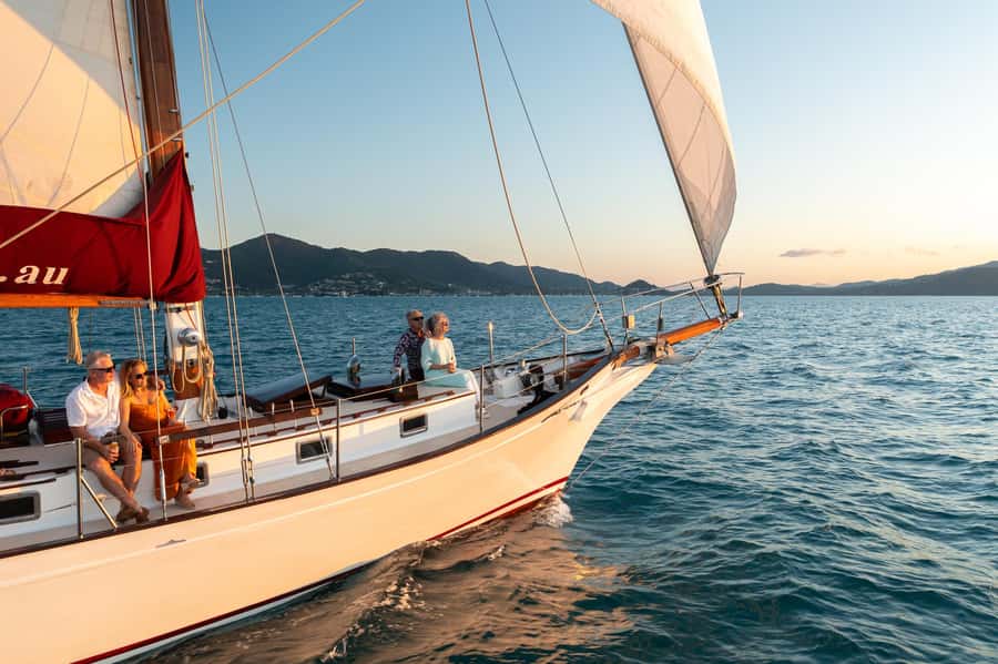 Airlie: Adults Only Sunset Sail with Aperol Spritz/Antipasto - Sunset over Airlie Beach and the Whitsunday coast