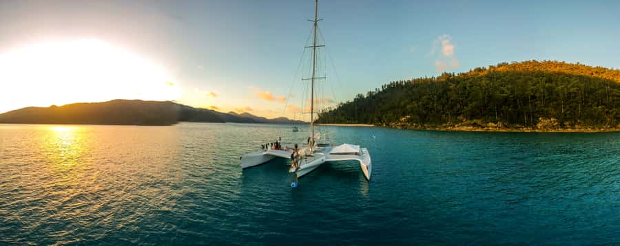 Airlie Beach: 2-Day Whitsunday Islands Sailing Snorkel Tour - Key points to know before you book
