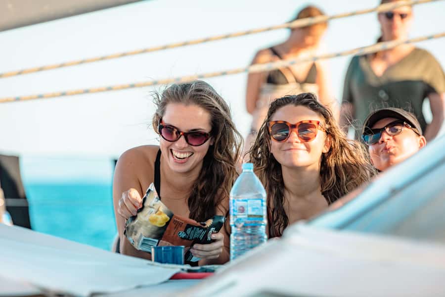 Airlie Beach: 2-Day Whitsunday Islands Sailing Snorkel Tour - What 60 hours on Avatar really feels like