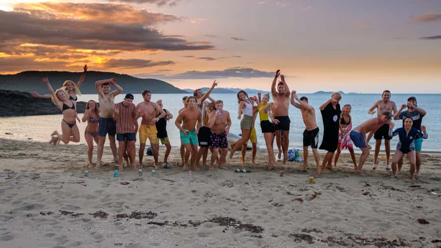 Airlie Beach: 2-Night Whitsundays Sailing Trip with Meals - Key things to know before you book