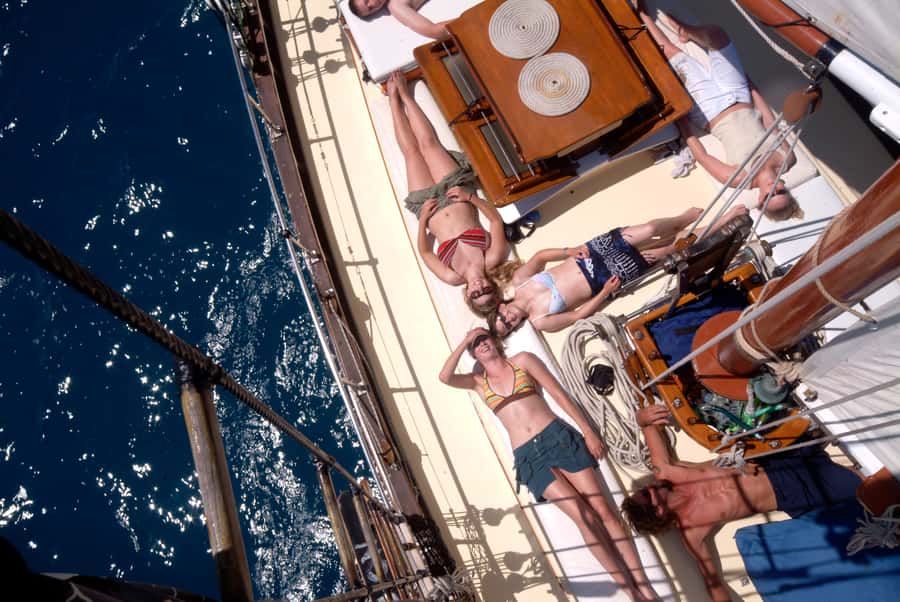 Airlie Beach: Providence Whitehaven Day Sail with Snorkeling - Who should book Providence?