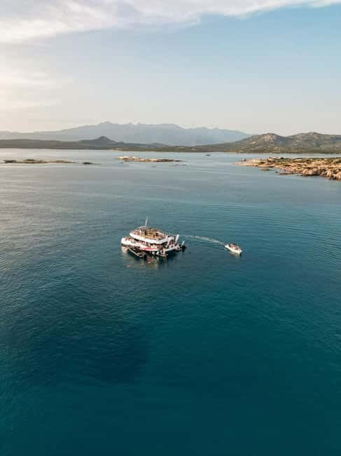 Ajaccio: Catamaran Cruise to the Sanguinaires Islands - A friendly crew, with service that can vary