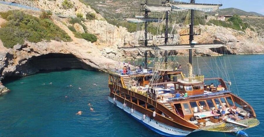 Alanya: Catamaran Boat Tour with Snorkeling with Lunch - What this Alanya catamaran day is really like