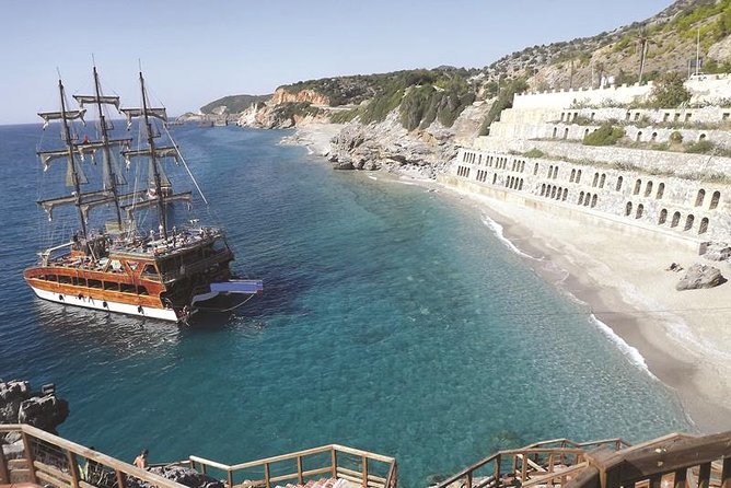 Alanya Catamaran Boat Trip incl. Lunch and drinks - Coastal views of the Red Tower, castle, and shipyard