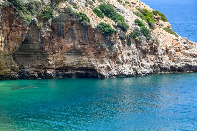 Alanya Catamaran Boat Trip incl. Lunch and drinks - Three or four swimming stops in clear water