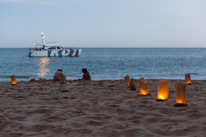 Albufeira: 6-Hour Sunset Dinner Catamaran Cruise with Open Bar - The beach dinner is the heart of the evening