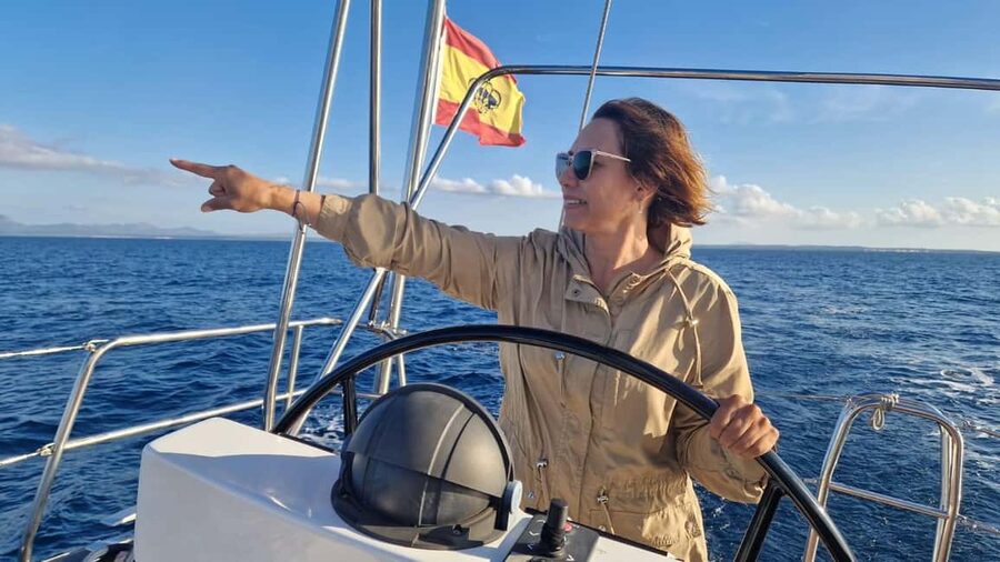 Alcúdia, Mallorca: Half Day Sailing Trip - Who should book this Alcúdia sailing trip?