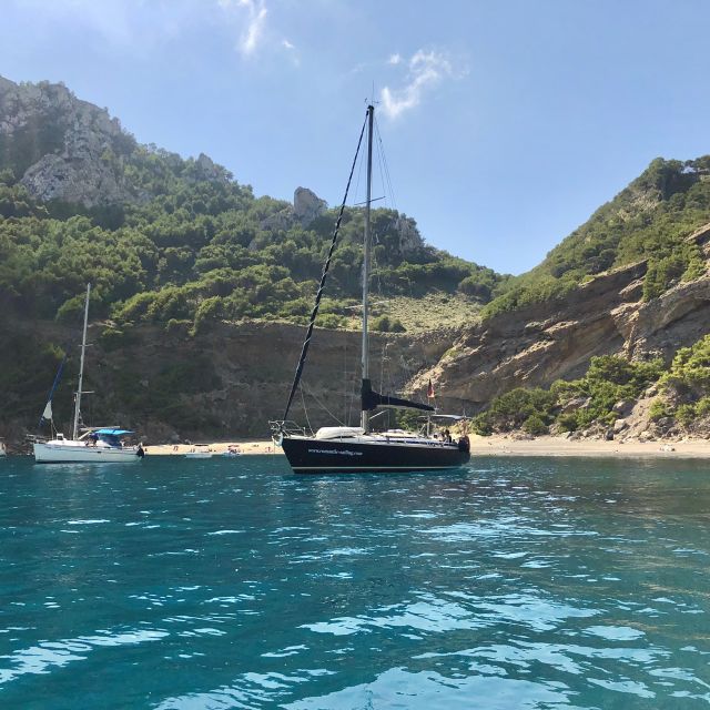 Alcudia: Romantic Sailing Trip with Diner for 2 - What Jörn adds to the experience