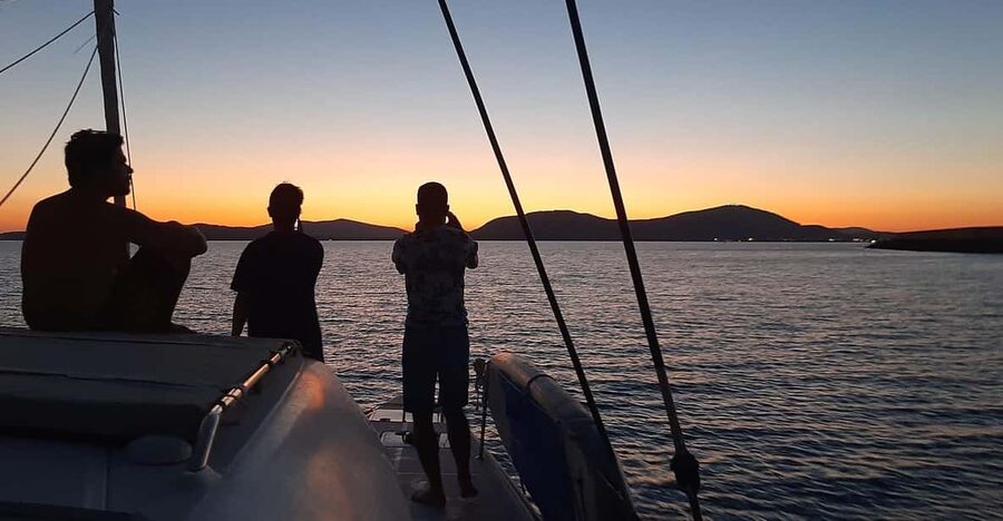 Alghero catamaran sunset tour Alghero - Key points at a glance