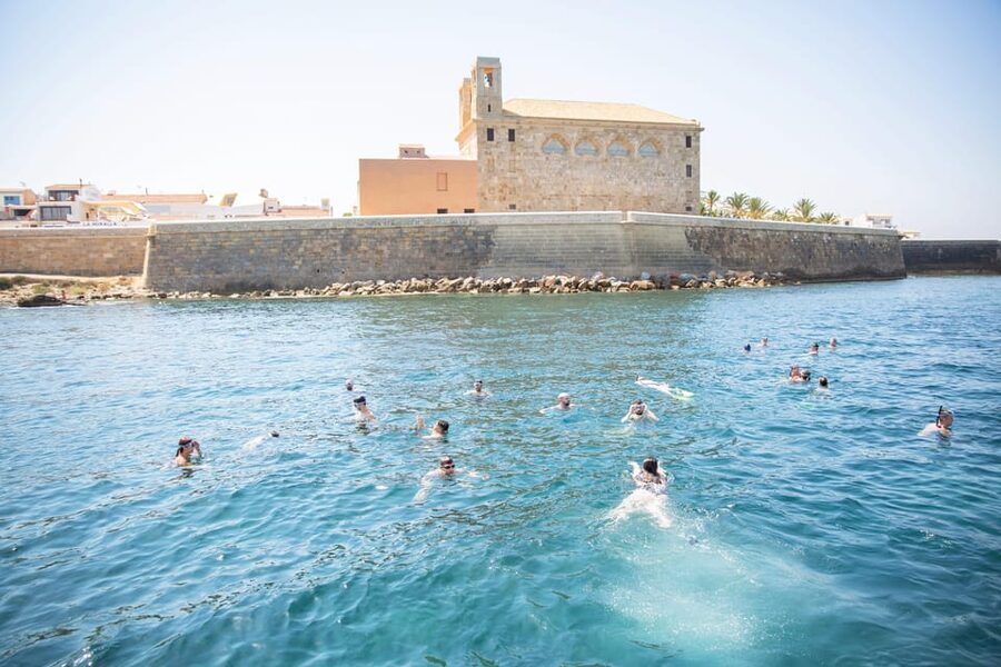 Alicante: 6-Hour Catamaran Cruise to Tabarca Island - Swimming and snorkeling in the marine reserve
