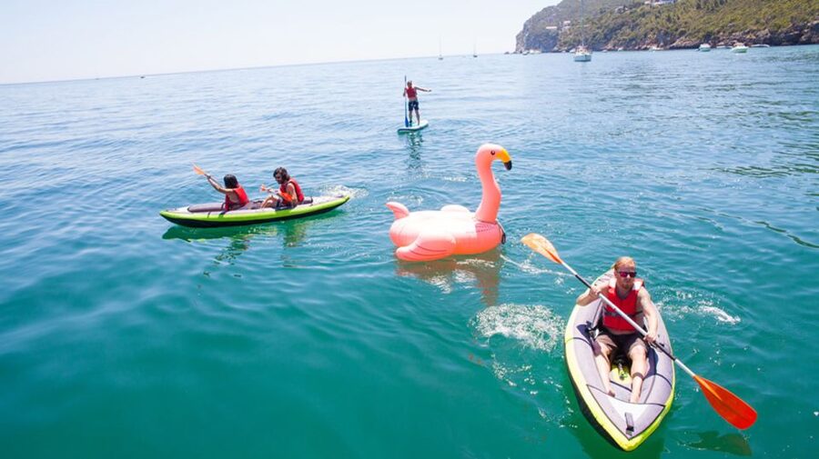 Arrábida Full-Day Yacht Tour from Lisbon - What the $171 price really covers