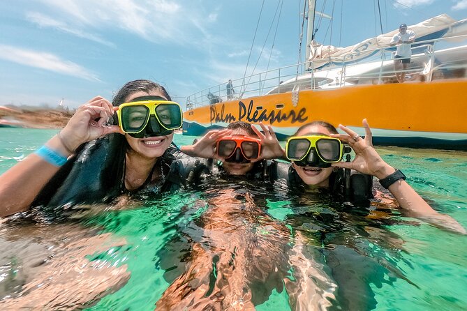 Aruba Morning Snorkel Sail aboard Palm Pleasure Catamaran - What the group size means in practice