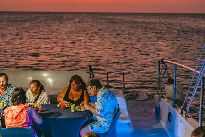 Aruba Sunset Sail Dinner Cruise with Open Bar by Catamaran - What is served from the three-course buffet