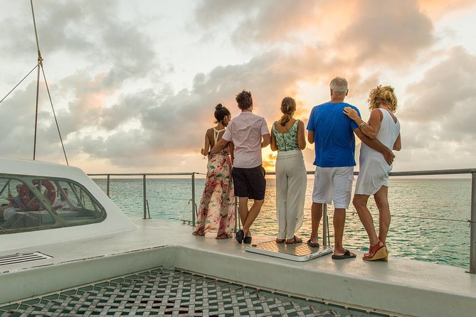 Aruba Sunset Sail with Appetizers and Open Bar - Sunset sailing from Piet’s Pier Bar