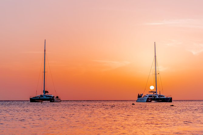 Aruba Sunset Sail with Appetizers and Open Bar - The open bar and included food