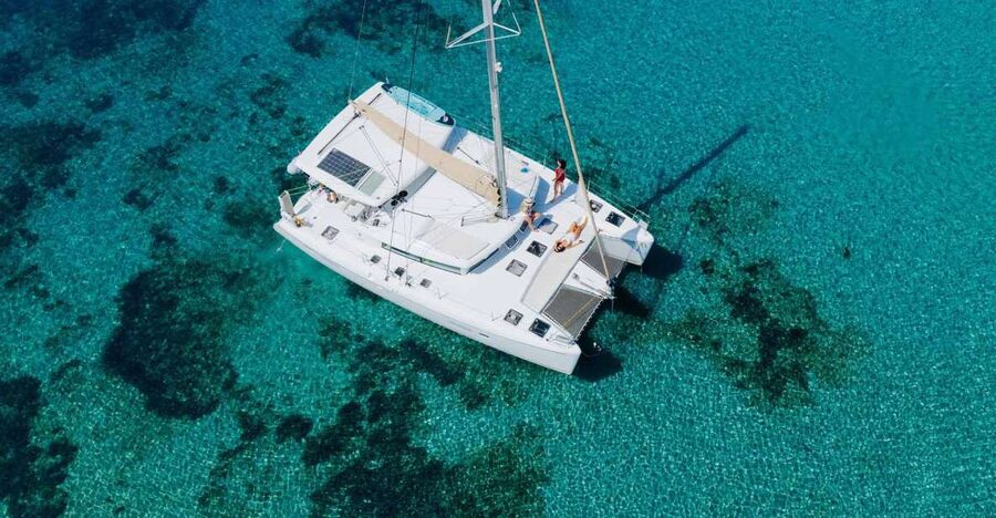 Athens: Catamaran Cruise with Fresh Lunch and Wine - The sail back along the Athens Riviera