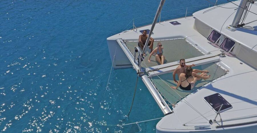 Athens: Riviera Catamaran Cruise with Meal and Drinks - The catamaran and the small-group feel