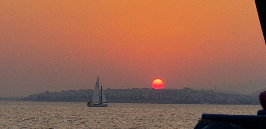 Athens: Riviera Catamaran Tour with Fresh Meal and Drinks - What to bring and what to expect