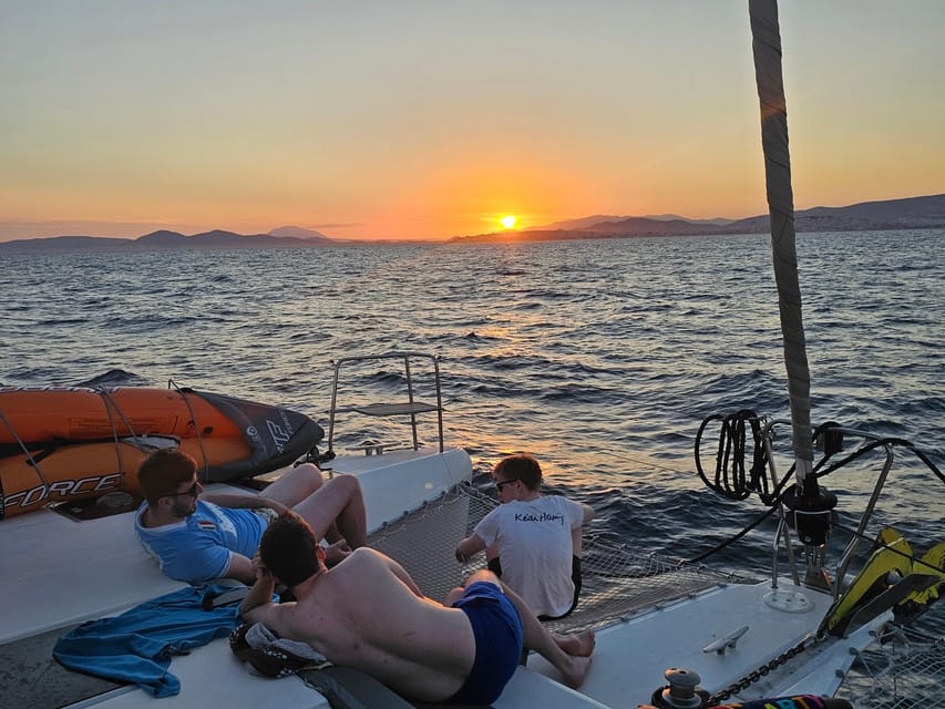 Athens: Riviera Catamaran Tour with Fresh Meal and Drinks - The seven-dish meal is more than a snack