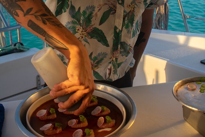 Bacalar - Gourmet Tour in Private Catamaran with Cocktails Included - How the four hours feel