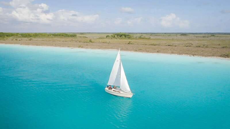 Bacalar: Group Sailing Trip with Swimming and Drinks - Key points at a glance