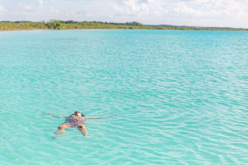 Bacalar: Group Sailing Trip with Swimming and Drinks - What is included on the boat