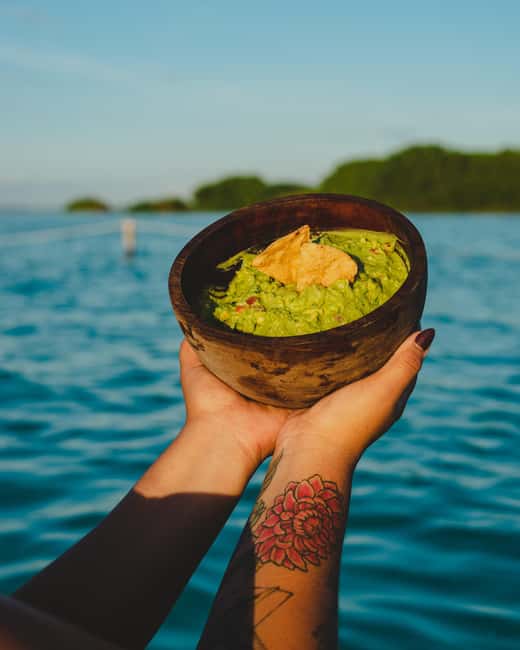 Bacalar Lagoon Sailing Tour with Open Bar and Mexican Lunch - Pirates Channel and the old trading route