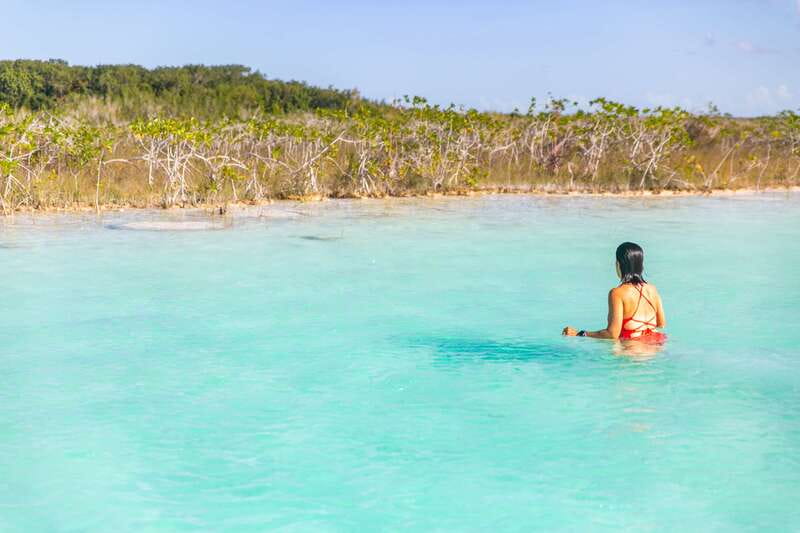 Bacalar: Private Sailboat Tour with Lagoon Swimming - Understanding Bacalar’s stromatolites