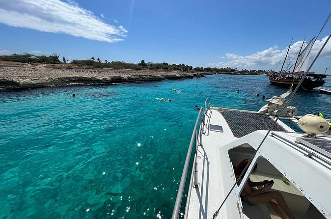 Banana Adventure Catamaran Shipwreck Snorkel and Turtle Swim - Is $65 a good value in Aruba?