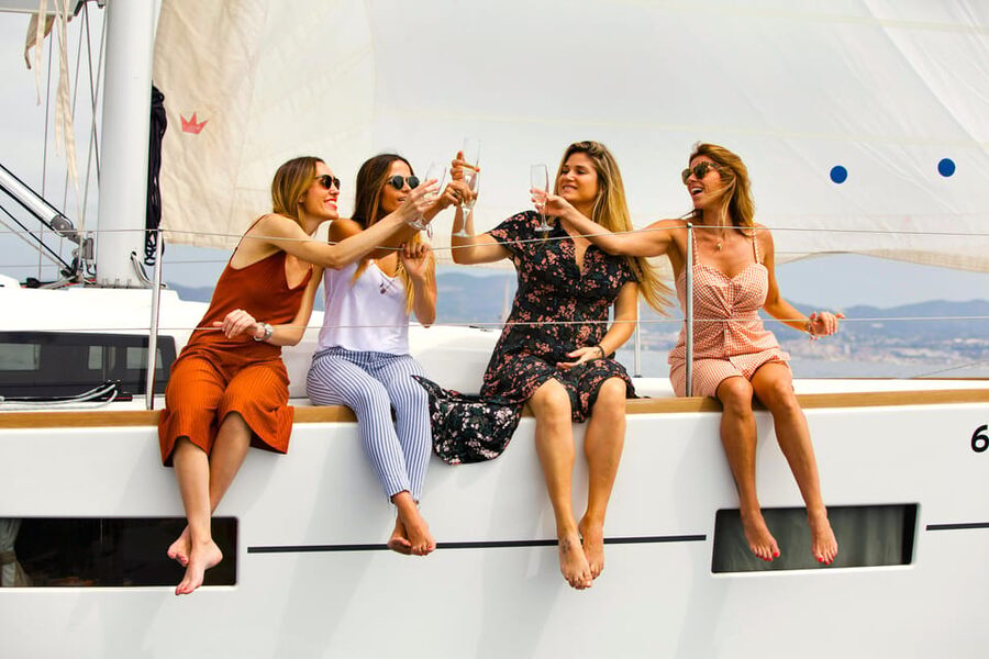 Barcelona 1 hour Scenic Sailboat Tour with Snacks and Drinks - Leaving the harbor with Barcelona behind you