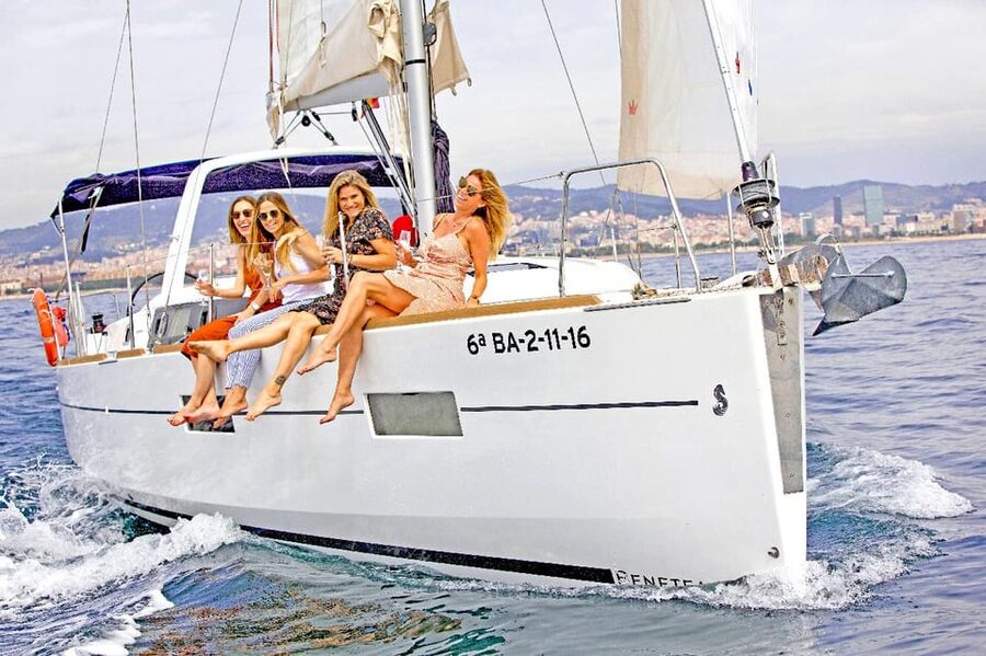 Barcelona 2 hour Mediterranean Sailing with Snacks & Drinks - Drinks, snacks, and the value of the $48 price
