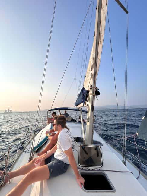 Barcelona Badalona : Sailboat Tour, Snacks, Drinks, Swimming - A family-friendly boat, with a few limits
