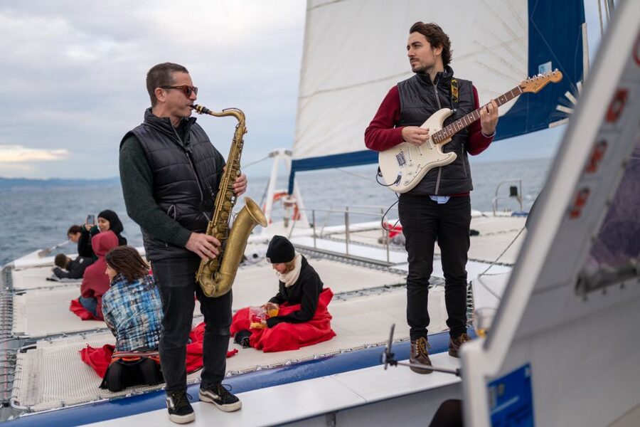 Barcelona: Catamaran Cruise with optional Live Jazz Music - Quick points to know before booking