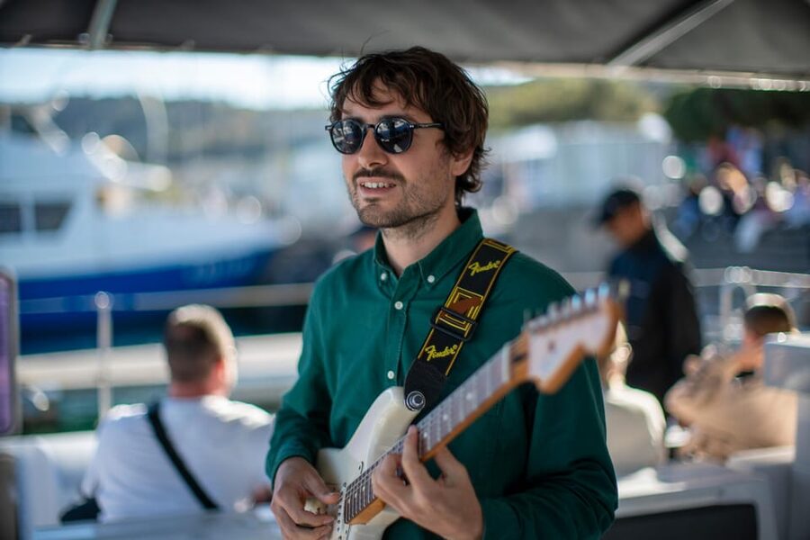 Barcelona: Catamaran Cruise with optional Live Jazz Music - Finding the boat beside Columbus