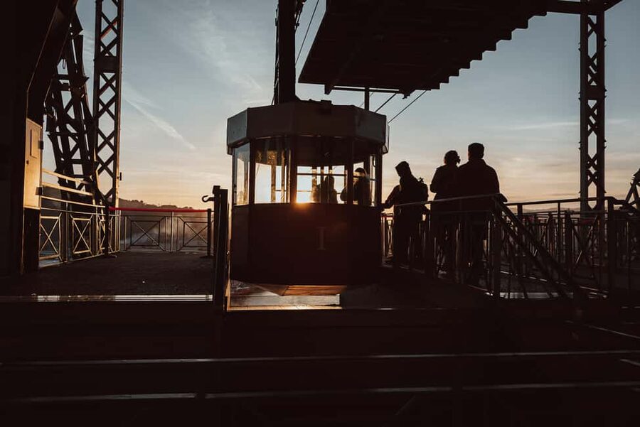 Barcelona: E-Bike, Montjuic Cable Car,and Sailing Experience - Key points at a glance